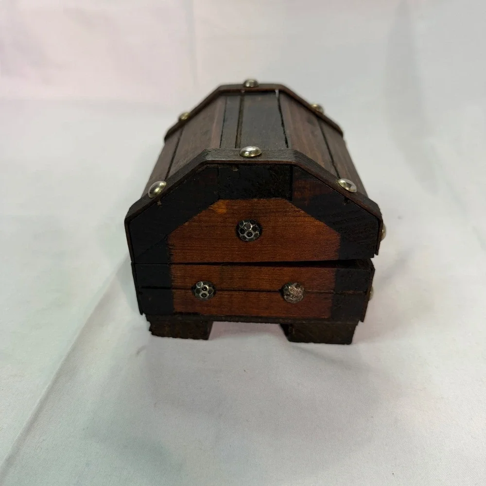 Vintage Wooden Treasure Chest Mini Jewelry Box Trinket Trunk Blue Velvet‎ Lining